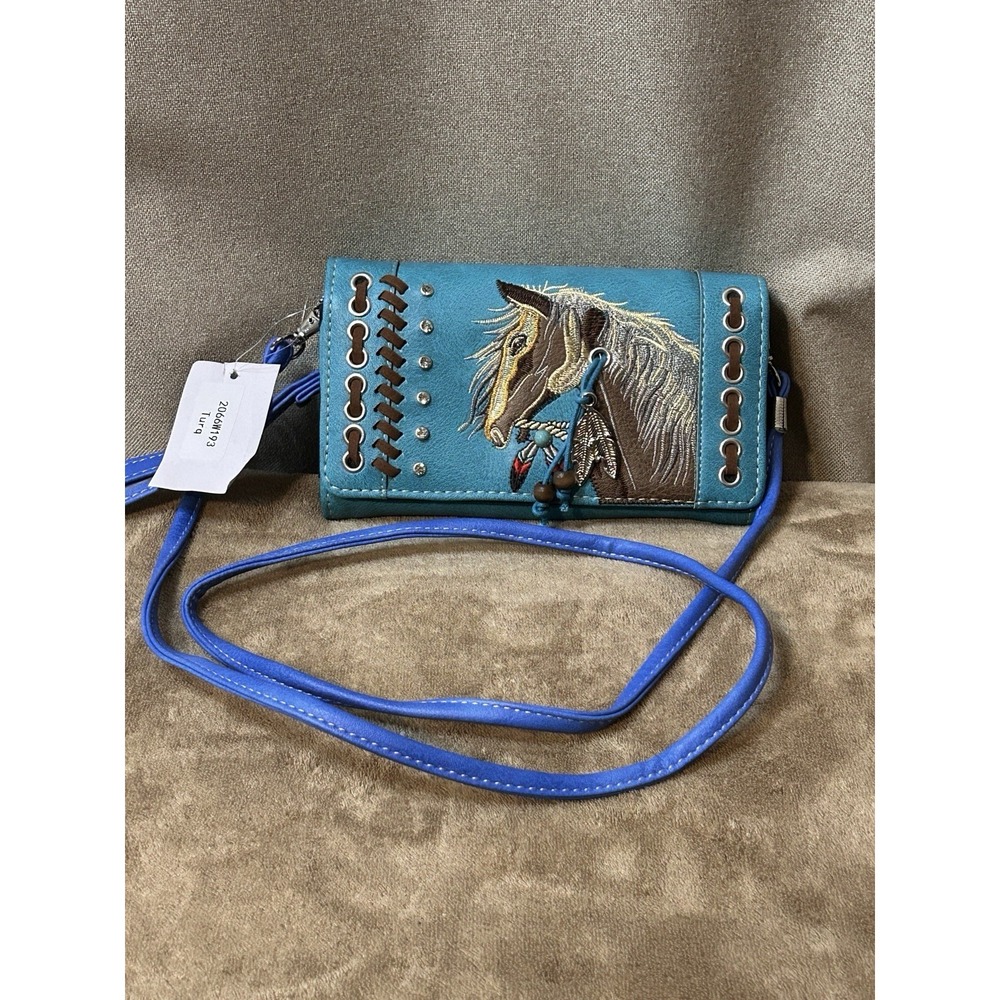 Zelris Dakota Dales Horse Embroidered Western Country Crossbody Trifold Wallet